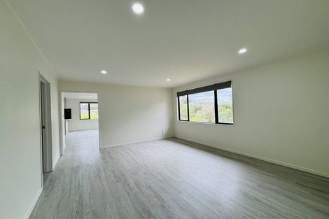 Photo of property in 50 San Valentino Drive, Henderson, Auckland, 0612