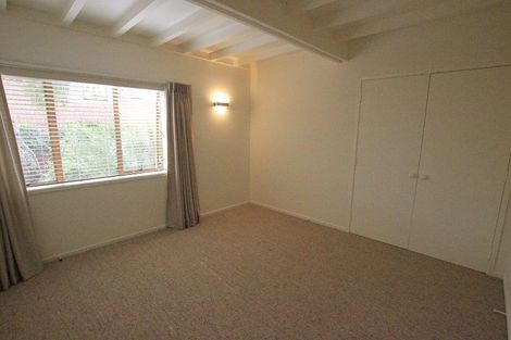 Photo of property in 1/5 Elderwood Lane, Belmont, Auckland, 0622