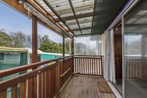 Photo of property in 124 Sievers Grove, Cannons Creek, Porirua, 5024