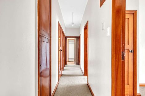 Photo of property in 49 Caius Avenue, Gonville, Whanganui, 4501