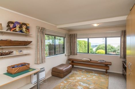 Photo of property in 53d Kotare Street, Waikanae, 5036