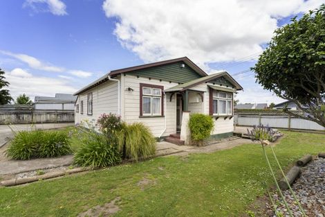 Photo of property in 37 Keepa Street, Levin, 5510