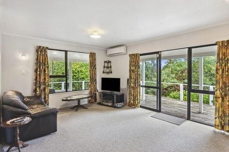 Photo of property in 6 Derham Road, Te Horo, Otaki, 5581