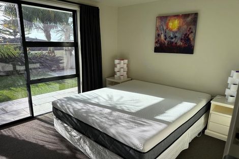 Photo of property in 2/2 Beatrice Avenue, Hillcrest, Auckland, 0627