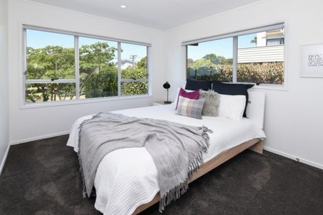 Photo of property in 47 Pah Road, Cockle Bay, Auckland, 2014