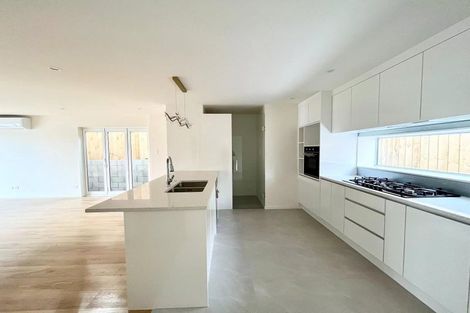 Photo of property in 146 Glengarry Road, Glen Eden, Auckland, 0602