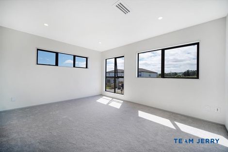 Photo of property in 7 Kauitara Lane, Karaka, 2113