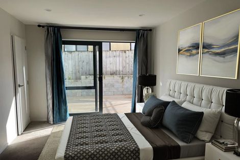 Photo of property in 2 Mariri Road, Kelburn, Wellington, 6012