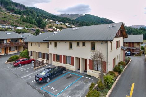 Photo of property in 308/139 Fernhill Road, Fernhill, Queenstown, 9300
