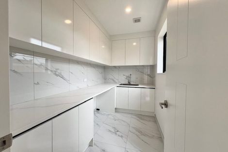 Photo of property in 56a Casuarina Road, Half Moon Bay, Auckland, 2012