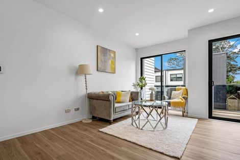 Photo of property in 21 Korokio Lane, Henderson, Auckland, 0612