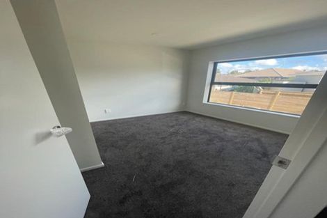 Photo of property in 49b Andrew Road, Howick, Auckland, 2010