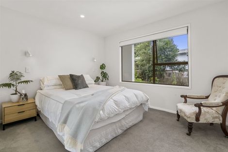 Photo of property in 2/16 Valron Road, Te Atatu South, Auckland, 0602