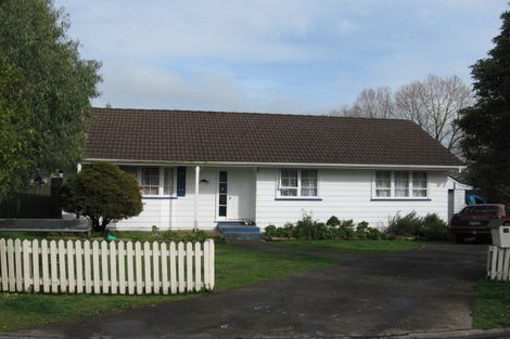 Photo of property in 17 Chantal Place, Red Hill, Papakura, 2110