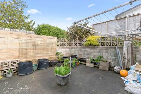 Photo of property in 7 Whaka Street, Maungaturoto, 0520