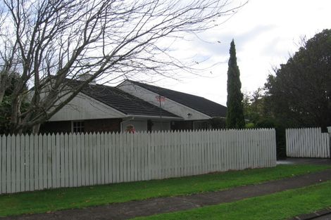 Photo of property in 18 Roadley Avenue, Sunnyhills, Auckland, 2010