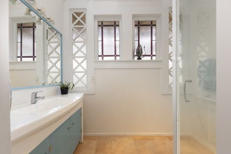 Photo of property in 308 Henderson Valley Road, Henderson Valley, Auckland, 0612