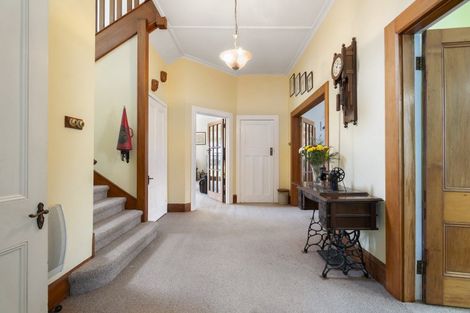 Photo of property in 7 Calico Line, Marton, 4710