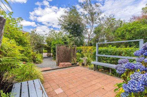 Photo of property in 19 Te Urunga Place, Acacia Bay, Taupo, 3330