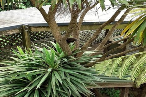 Photo of property in 2/85 Garden Road, Northland, Wellington, 6012