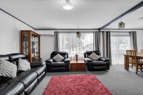 Photo of property in 111 Apollo Parade, Milson, Palmerston North, 4414