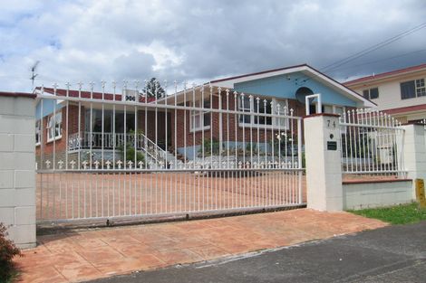 Photo of property in 74 Wyllie Road, Papatoetoe, Auckland, 2025