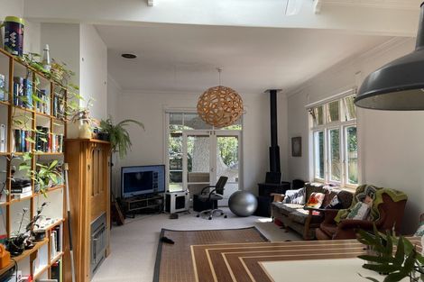 Photo of property in 11 Thistle Street, Napier South, Napier, 4110