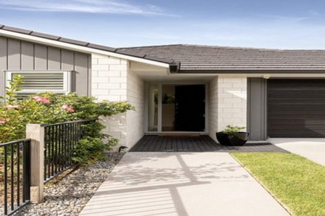 Photo of property in 6 Lakeside Terrace, Omokoroa, 3114