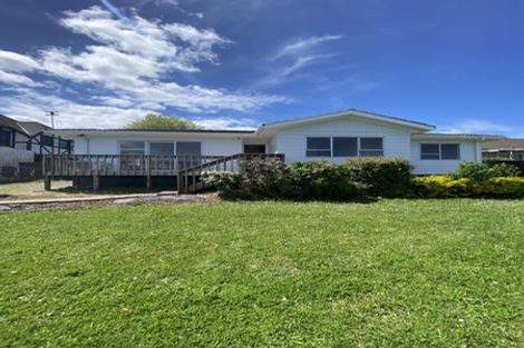 Photo of property in 36 Goodwood Drive, Goodwood Heights, Auckland, 2105