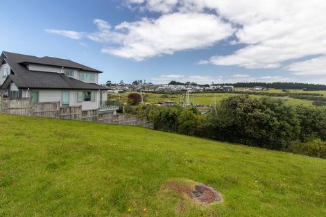Photo of property in 82 Voyager Drive, Gulf Harbour, Whangaparaoa, 0930