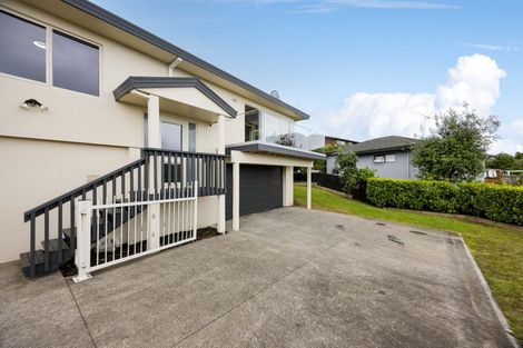 Photo of property in 22 Whangaparaoa Road, Red Beach, 0932