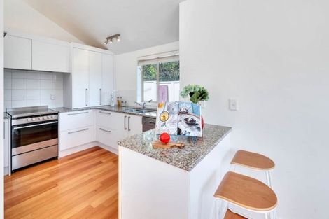 Photo of property in 2/89 Monarch Avenue, Hillcrest, Auckland, 0627