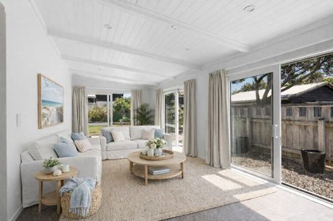 Photo of property in 95a Manly Street, Paraparaumu Beach, Paraparaumu, 5032