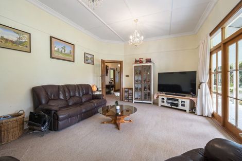 Photo of property in 7 Calico Line, Marton, 4710