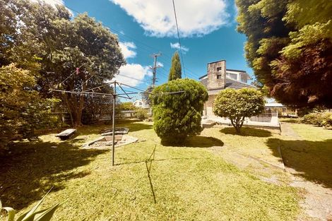 Photo of property in 35 Archibald Road, Kelston, Auckland, 0602