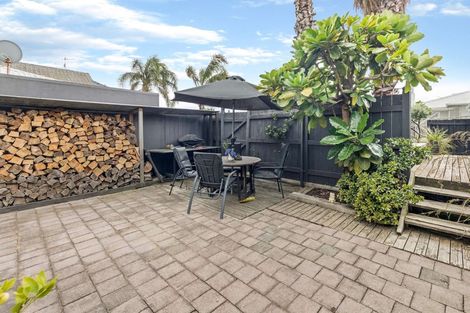 Photo of property in 8b Riverton Road, Mount Maunganui, 3116