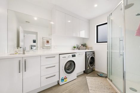 Photo of property in 83a Russell Street, Alexandra, 9320