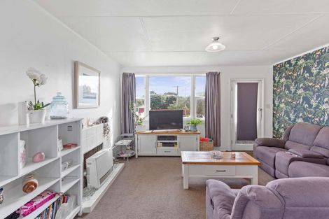 Photo of property in 53 Victoria Street, Patea, 4520