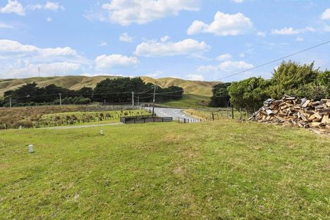 Photo of property in 18 Boom Rock Road, Ohariu, Wellington, 6037