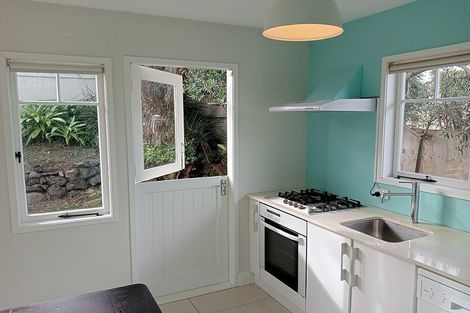 Photo of property in 81 Norwood Road, Bayswater, Auckland, 0622