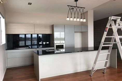 Photo of property in Wilk Heights, 11/8 Wilk Lane, Browns Bay, Auckland, 0630