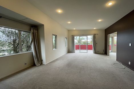 Photo of property in 657 Beach Road, Rothesay Bay, Auckland, 0630