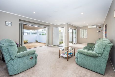 Photo of property in 15 Miro Street, Maeroa, Hamilton, 3200