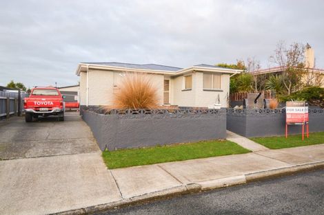 Photo of property in 5 Argyle Street, Kew, Invercargill, 9812