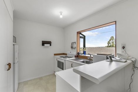 Photo of property in 2/19 Sycamore Drive, Sunnynook, Auckland, 0620