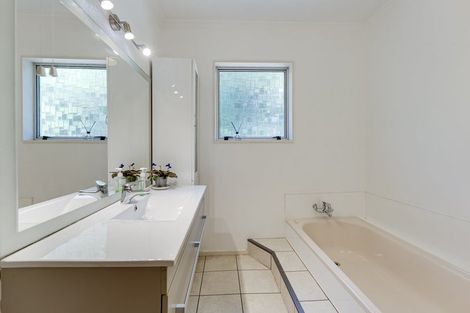 Photo of property in 1/104 Tosswill Road, Tahunanui, Nelson, 7011