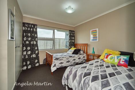 Photo of property in 47a Rosalie Terrace, Kelvin Grove, Palmerston North, 4414