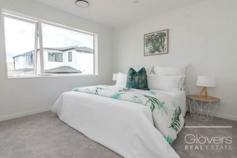 Photo of property in 17 Kearns Drive, Hobsonville, Auckland, 0616