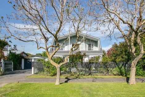 Photo of property in 5 Gow Avenue, Haumoana, 4102