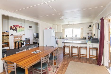 Photo of property in 8 Waverley Street, Elgin, Gisborne, 4010